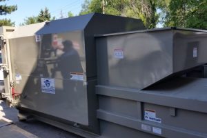 wet waste compactor