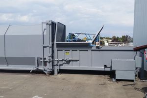 Dry waste compactor
