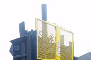 Dry waste compactor